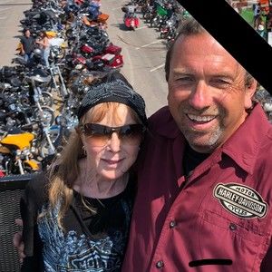 Meet your Posher, Dee